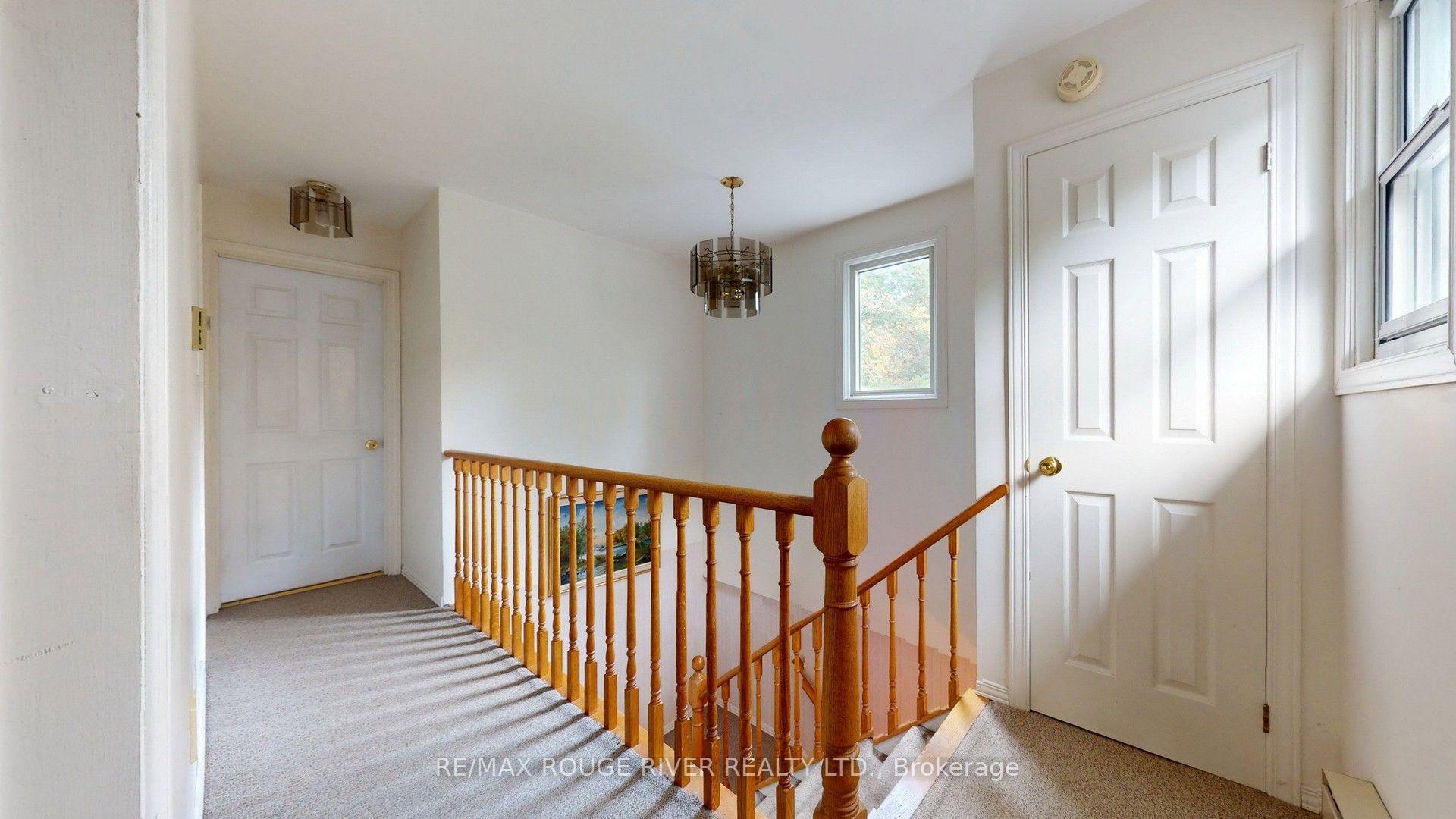 Photo 25 of 37 Acland Crescent, Scarborough, Highland Creek — HOMEH