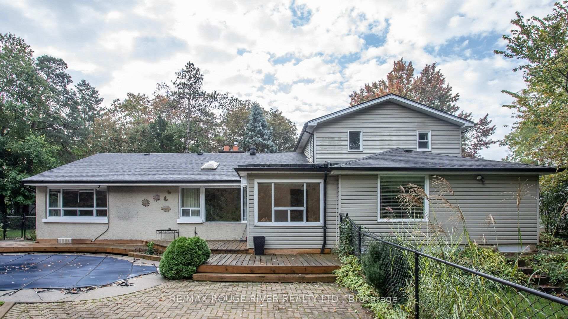 Photo 35 of 37 Acland Crescent, Scarborough, Highland Creek — HOMEH