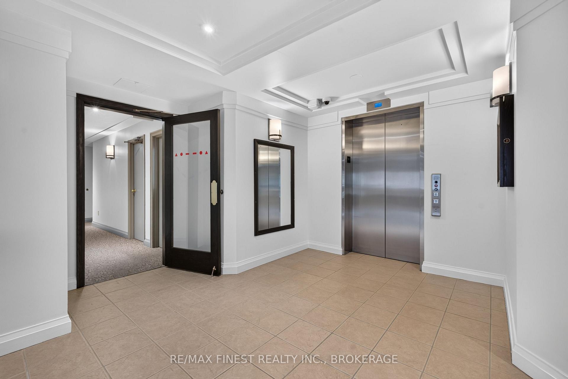 Photo 5 of Unit 302, 2 Bay Street, Kingston, East of Sir John A. Blvd — HOMEH
