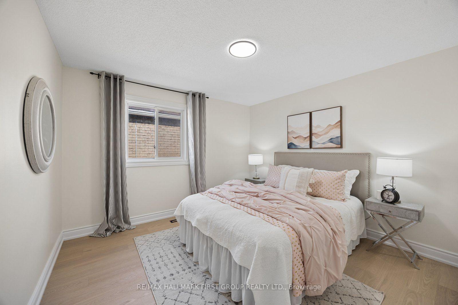 Photo 25 of 1870 Larksmere Court, Pickering, Village East — HOMEH