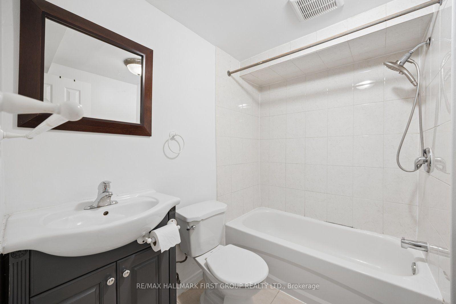 Photo 37 of 1870 Larksmere Court, Pickering, Village East — HOMEH