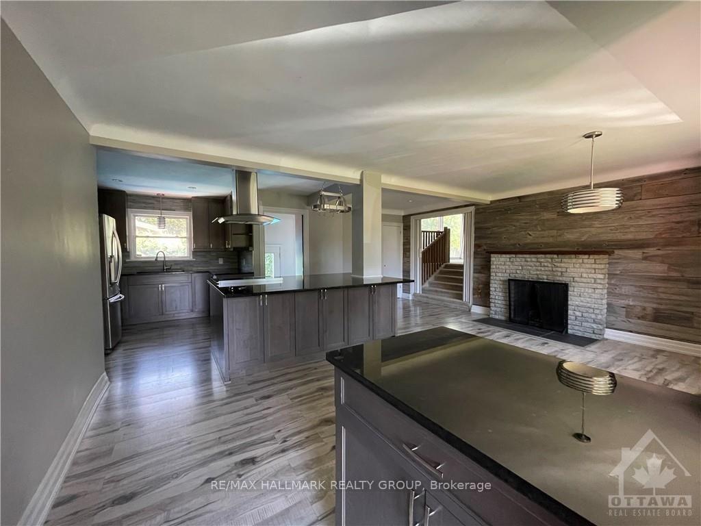 Photo 2 of 38 Capilano Drive, Ottawa, City View/Skyline/Fisher Heights/Parkwood Hills — HOMEH