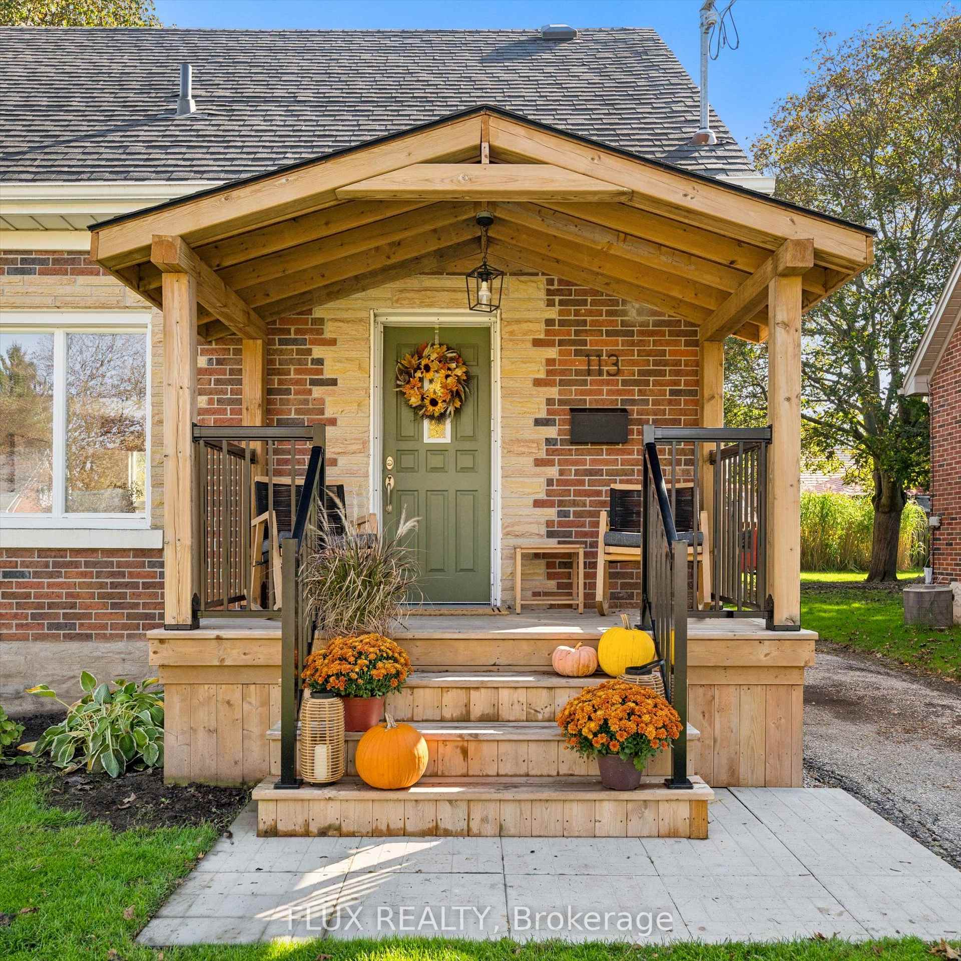 Photo 6 of 113 Adelaide Street, Kitchener, Cherry Hill — HOMEH