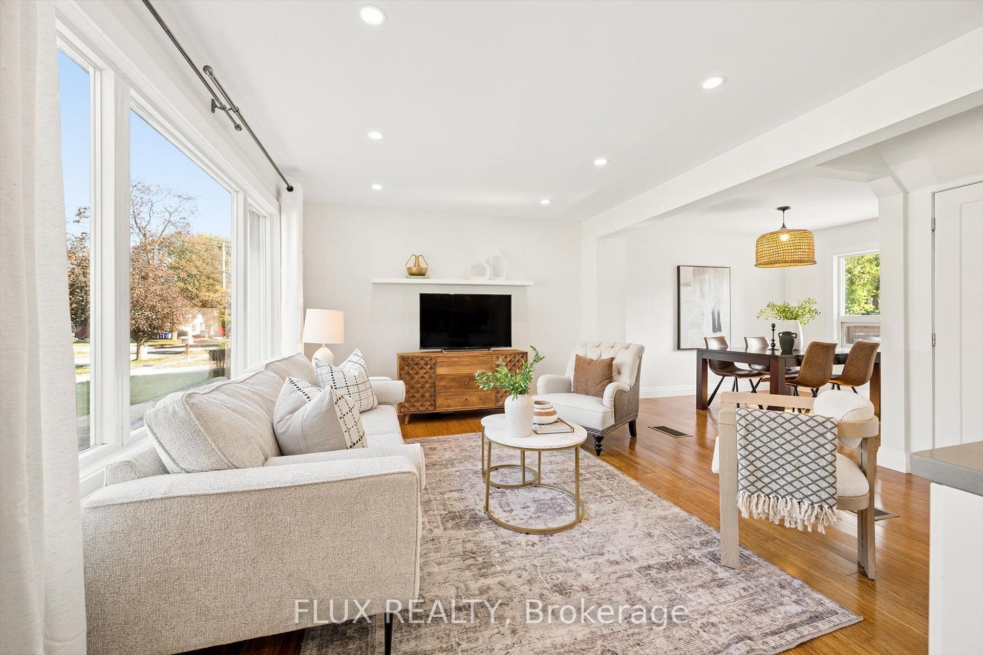 Photo 11 of 113 Adelaide Street, Kitchener, Cherry Hill — HOMEH
