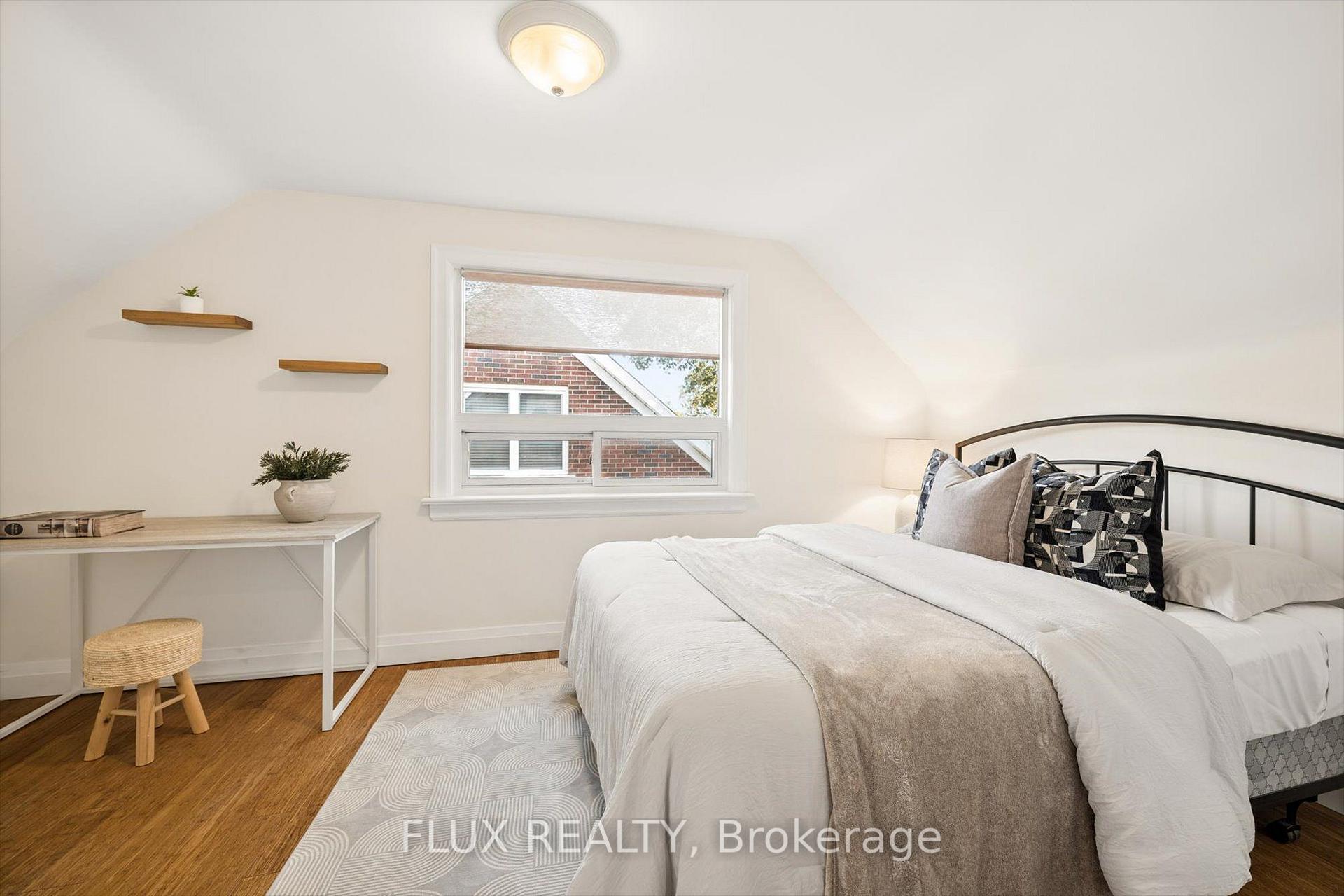 Photo 25 of 113 Adelaide Street, Kitchener, Cherry Hill — HOMEH