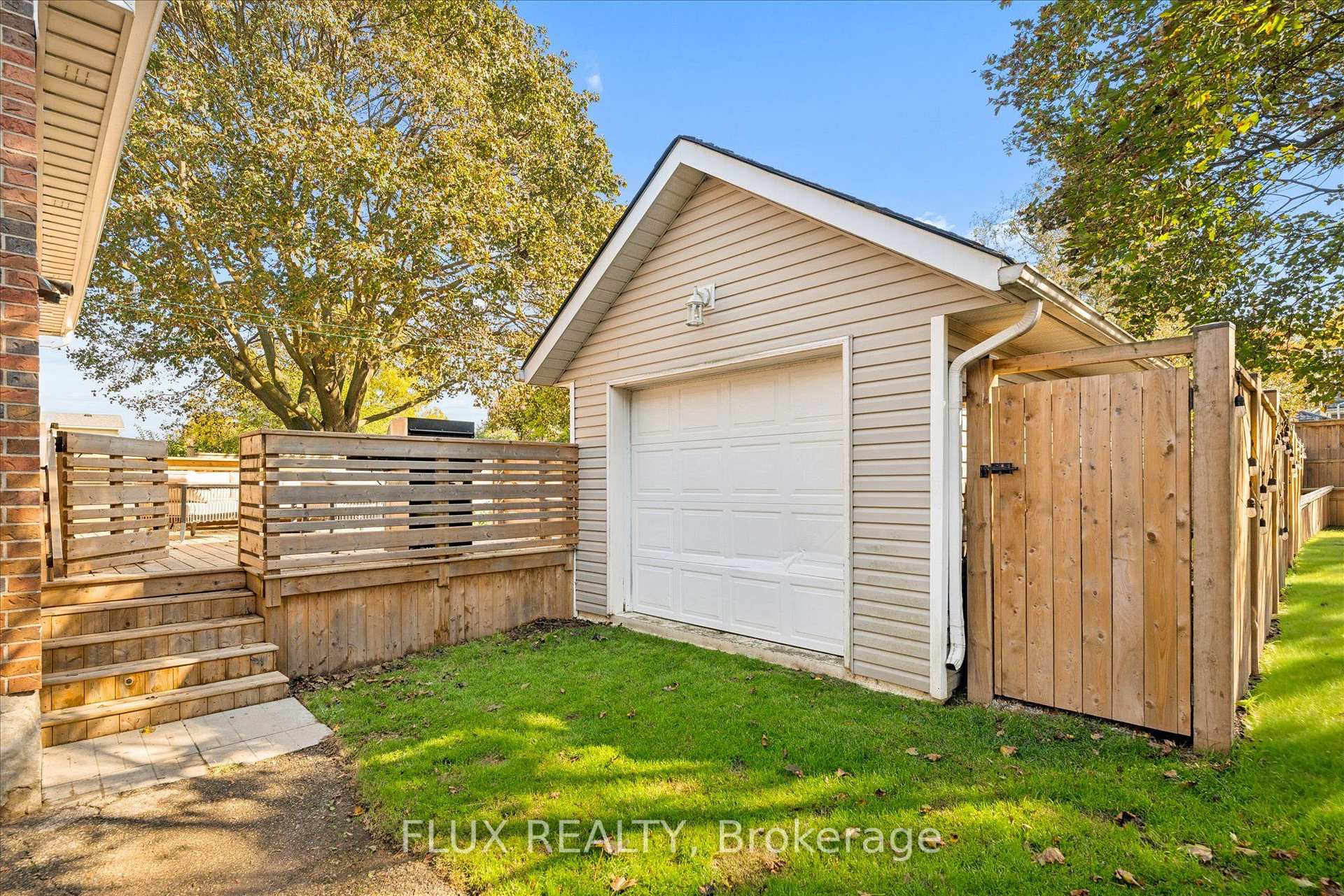 Photo 29 of 113 Adelaide Street, Kitchener, Cherry Hill — HOMEH