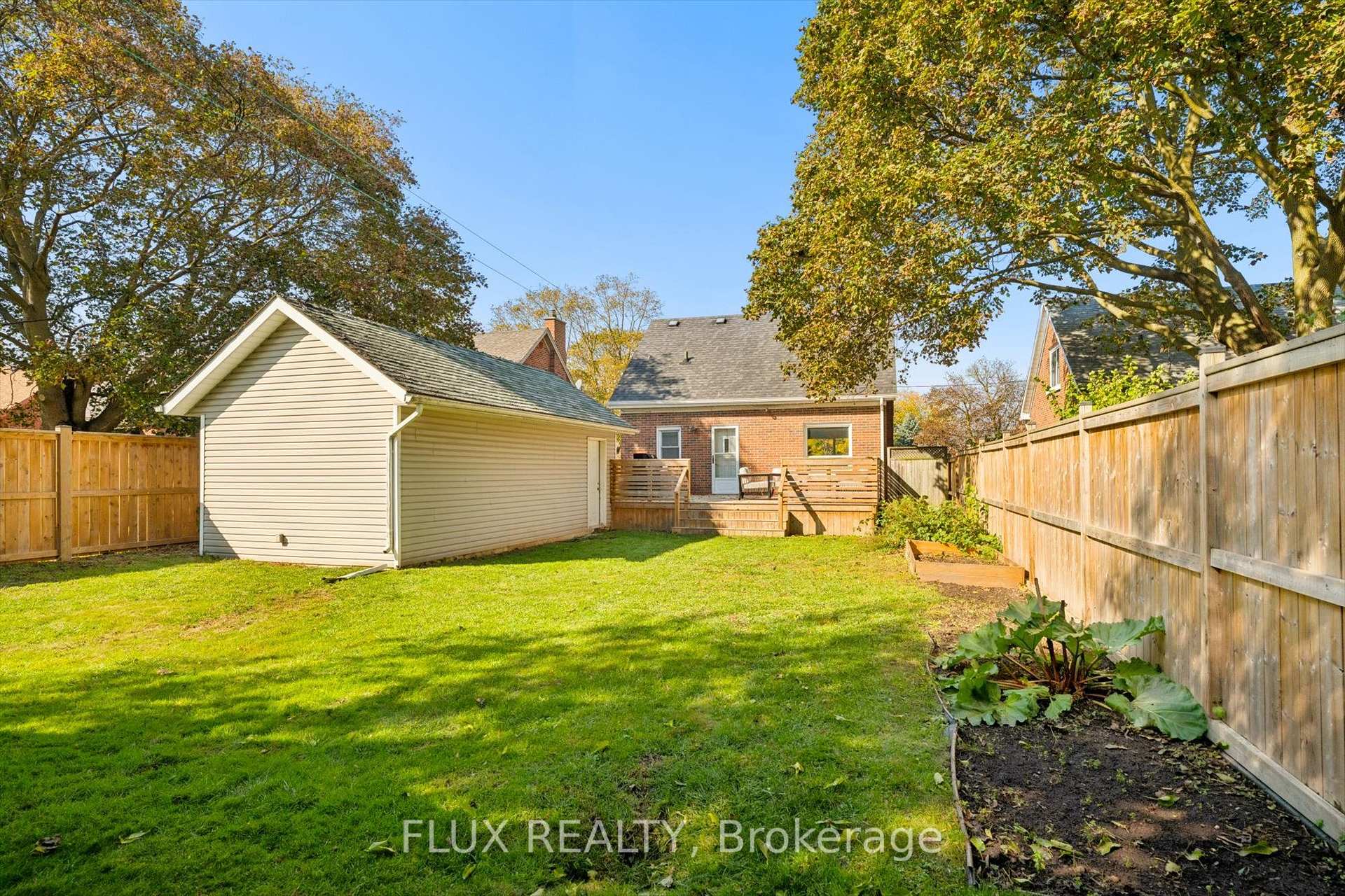 Photo 36 of 113 Adelaide Street, Kitchener, Cherry Hill — HOMEH