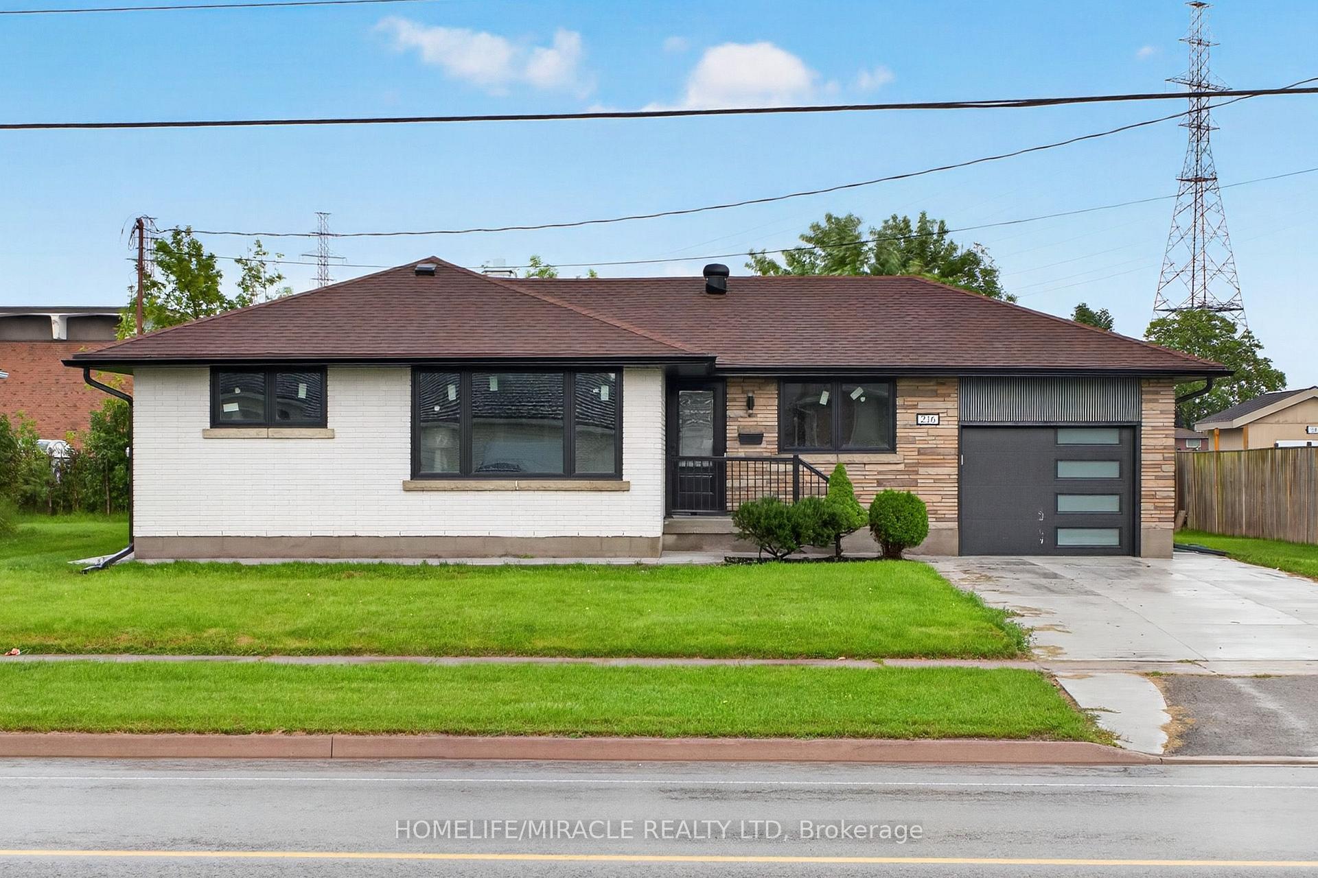 Photo of 216 Wellington Street