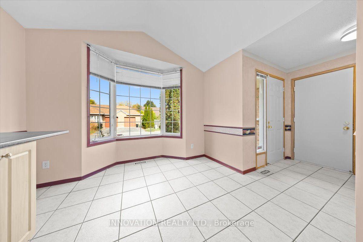Photo 9 of 16 Jack Aaron Drive, Ottawa, Craig Henry/Woodvale — HOMEH