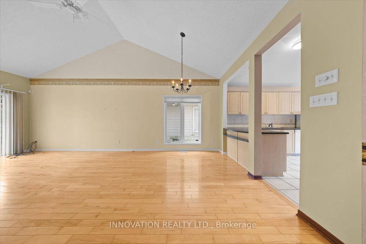 Photo 20 of 16 Jack Aaron Drive, Ottawa, Craig Henry/Woodvale — HOMEH