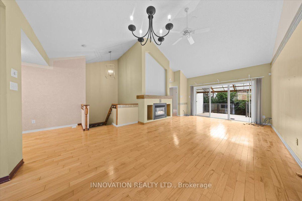 Photo 23 of 16 Jack Aaron Drive, Ottawa, Craig Henry/Woodvale — HOMEH
