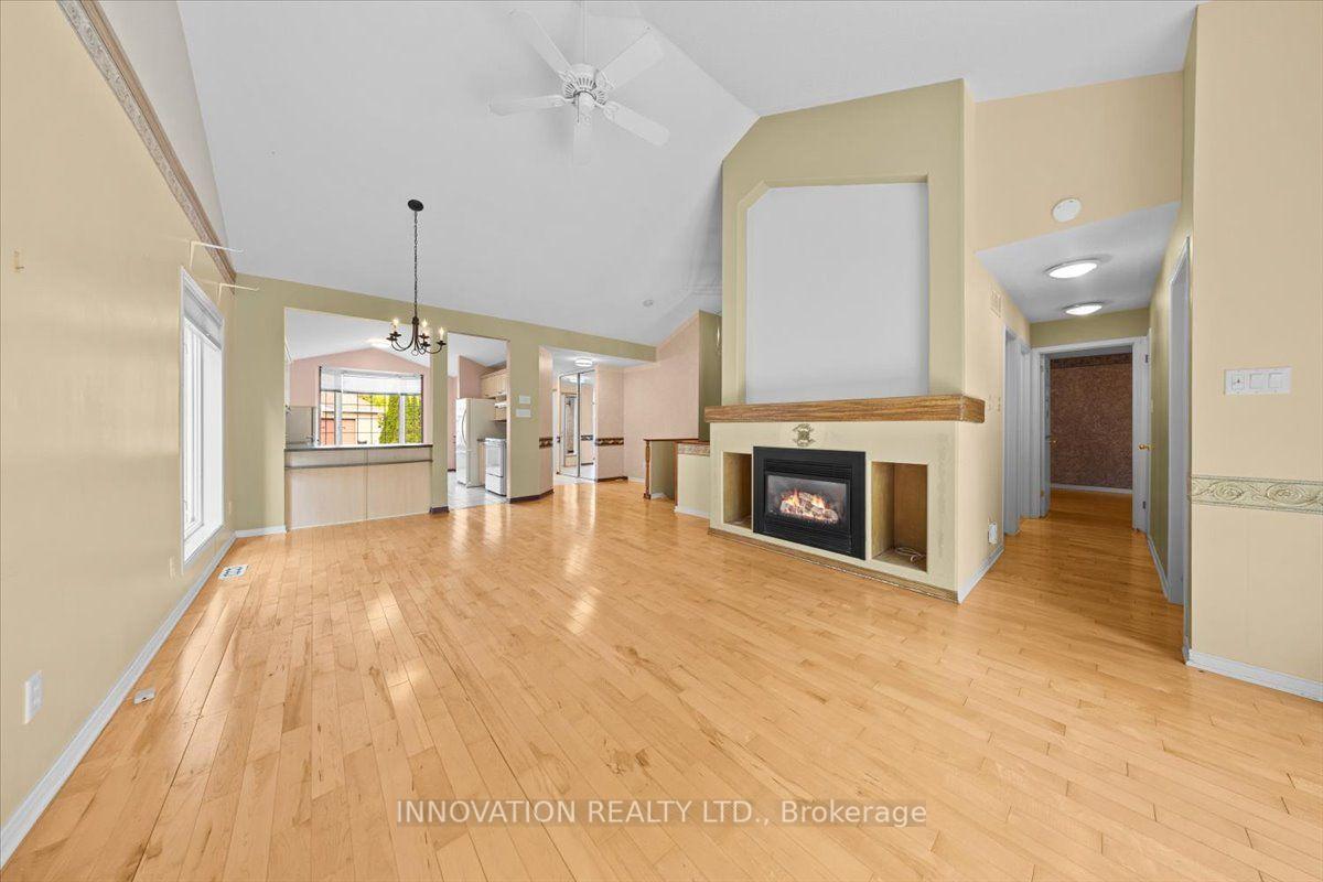 Photo 26 of 16 Jack Aaron Drive, Ottawa, Craig Henry/Woodvale — HOMEH