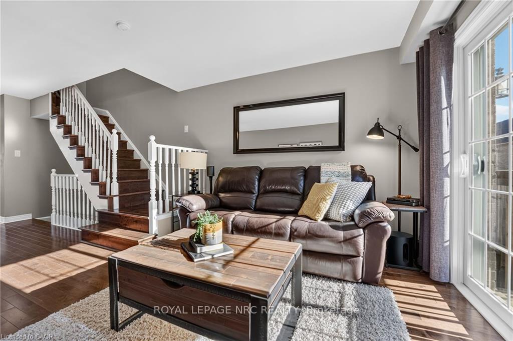 Photo 21 of 3480 Upper Middle Road, Burlington, Palmer — HOMEH