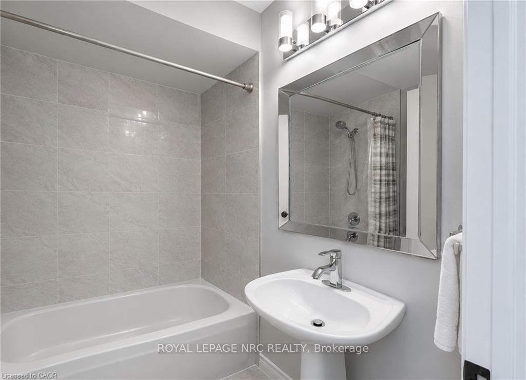 Photo 35 of 3480 Upper Middle Road, Burlington, Palmer — HOMEH
