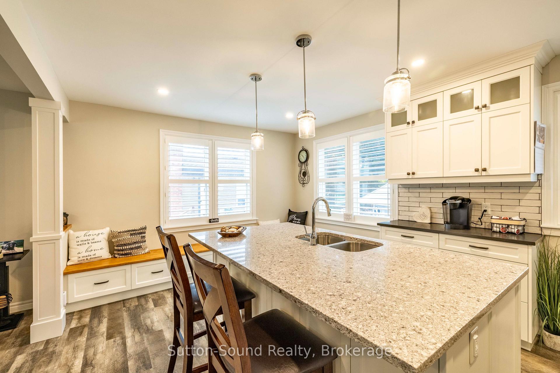 Photo 7 of 850 8th Avenue E, Owen Sound — HOMEH