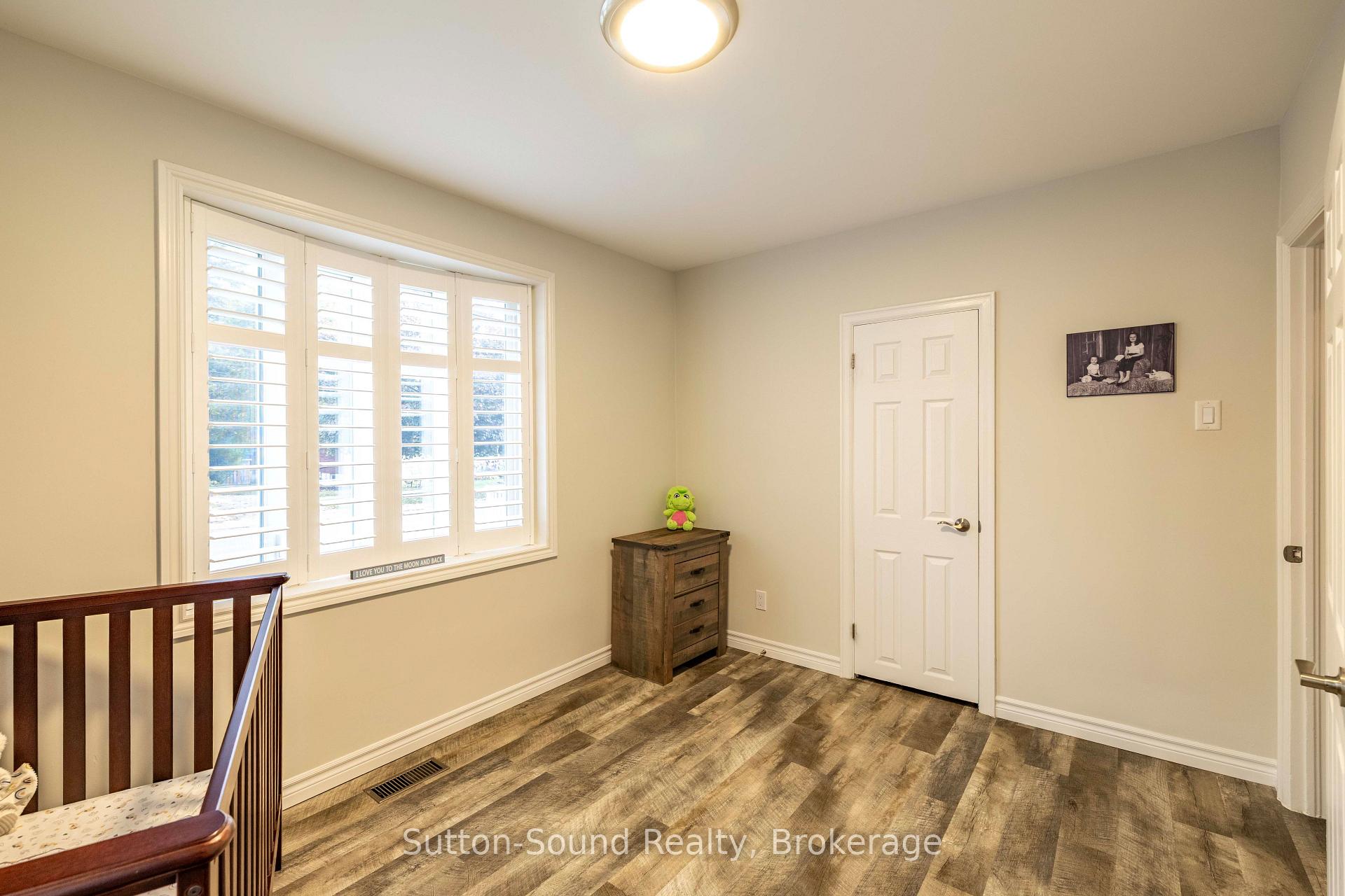 Photo 13 of 850 8th Avenue E, Owen Sound — HOMEH
