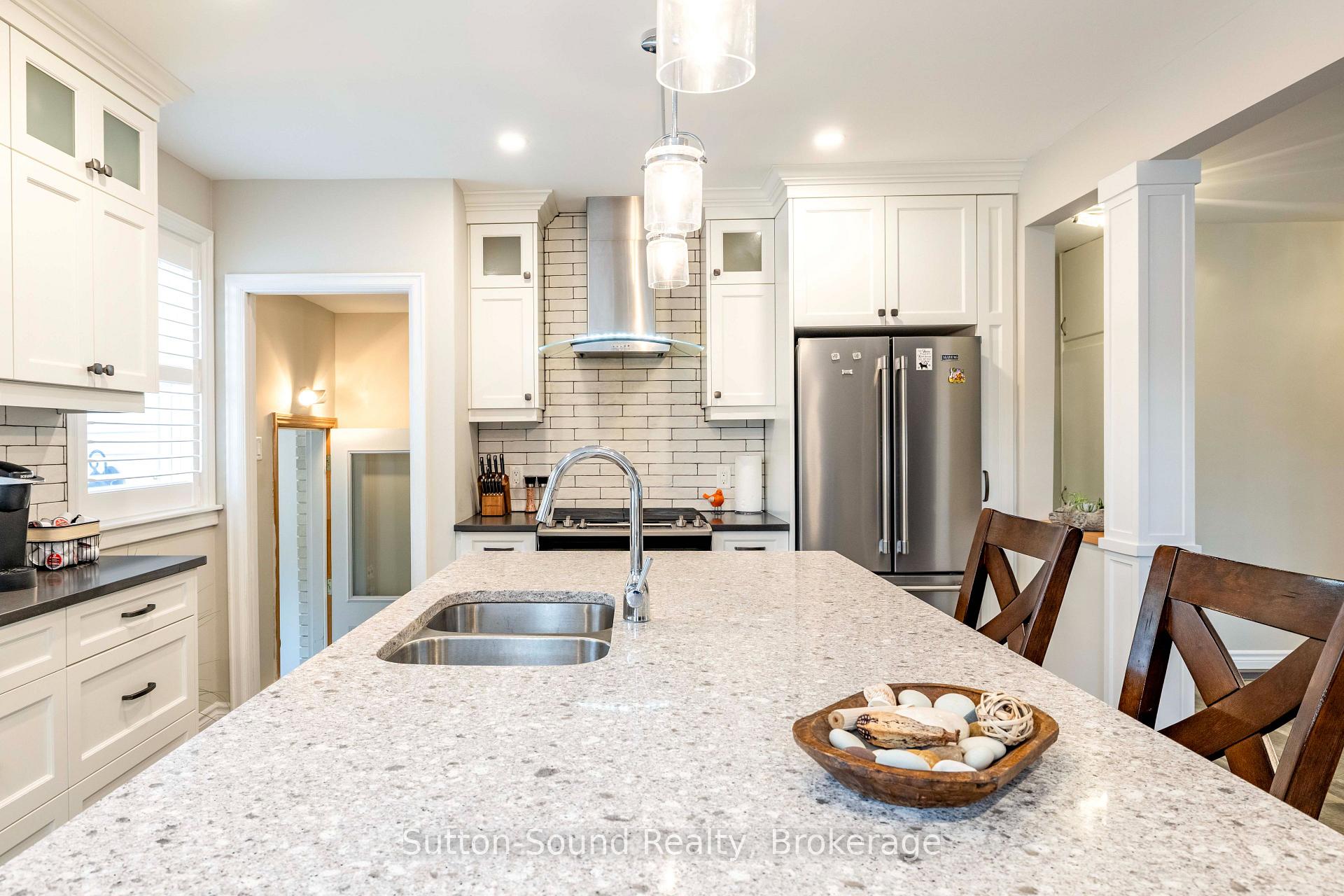 Photo 18 of 850 8th Avenue E, Owen Sound — HOMEH