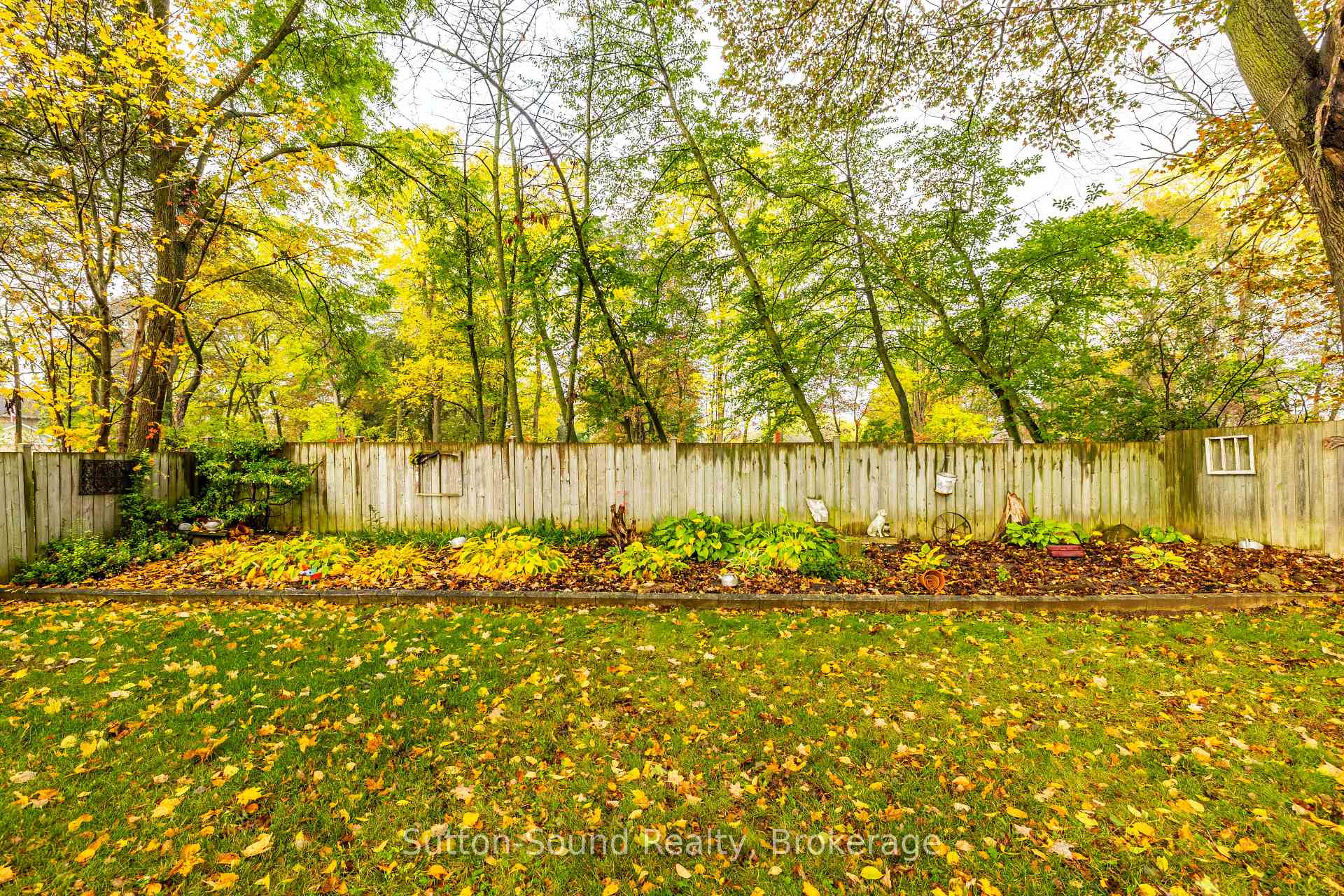 Photo 27 of 850 8th Avenue E, Owen Sound — HOMEH