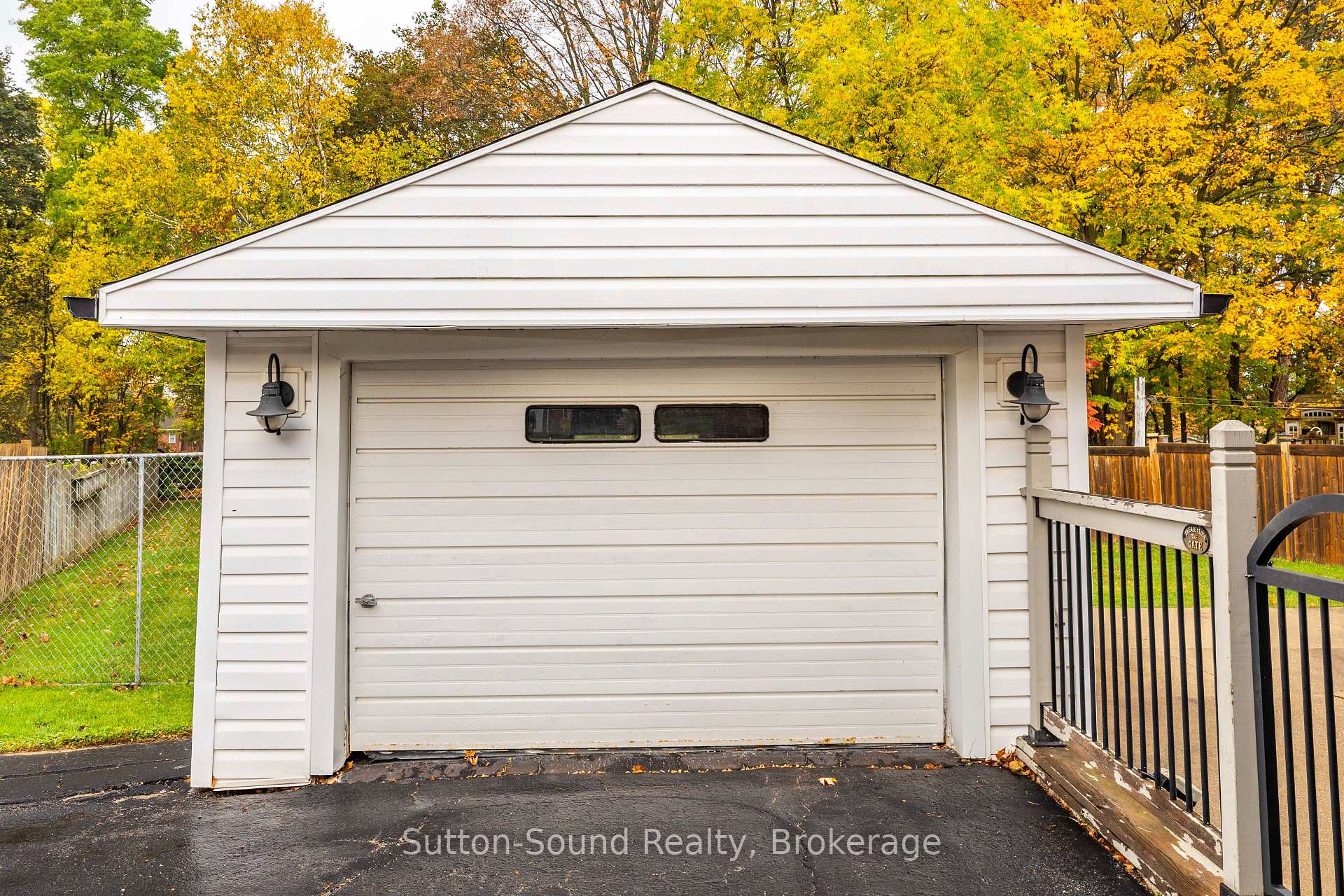 Photo 36 of 850 8th Avenue E, Owen Sound — HOMEH