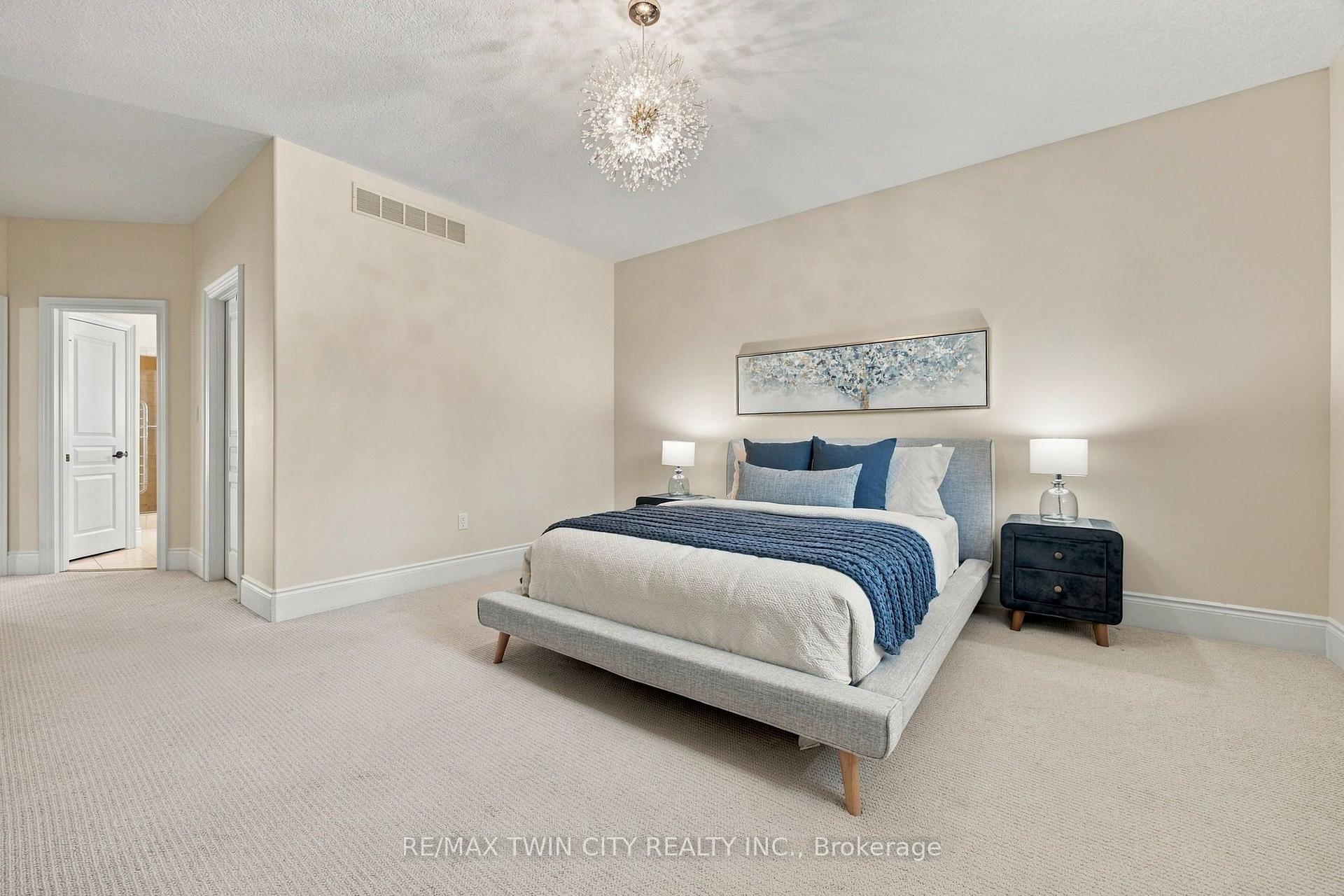 Photo 18 of 209 Longview Crescent, Kitchener, Pioneer Tower West — HOMEH