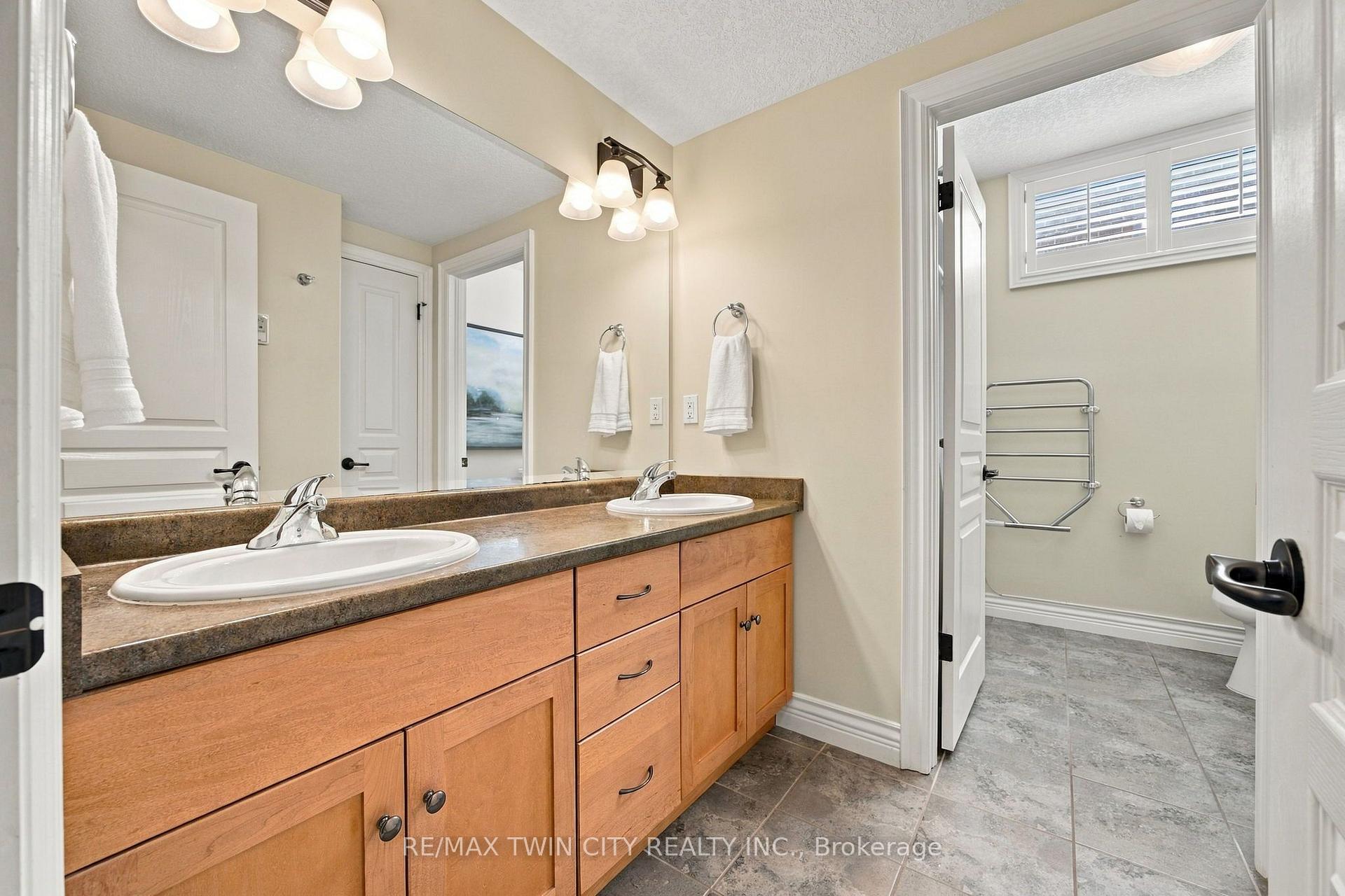 Photo 27 of 209 Longview Crescent, Kitchener, Pioneer Tower West — HOMEH