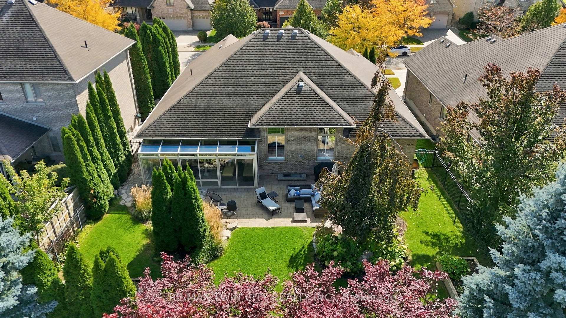 Photo 34 of 209 Longview Crescent, Kitchener, Pioneer Tower West — HOMEH