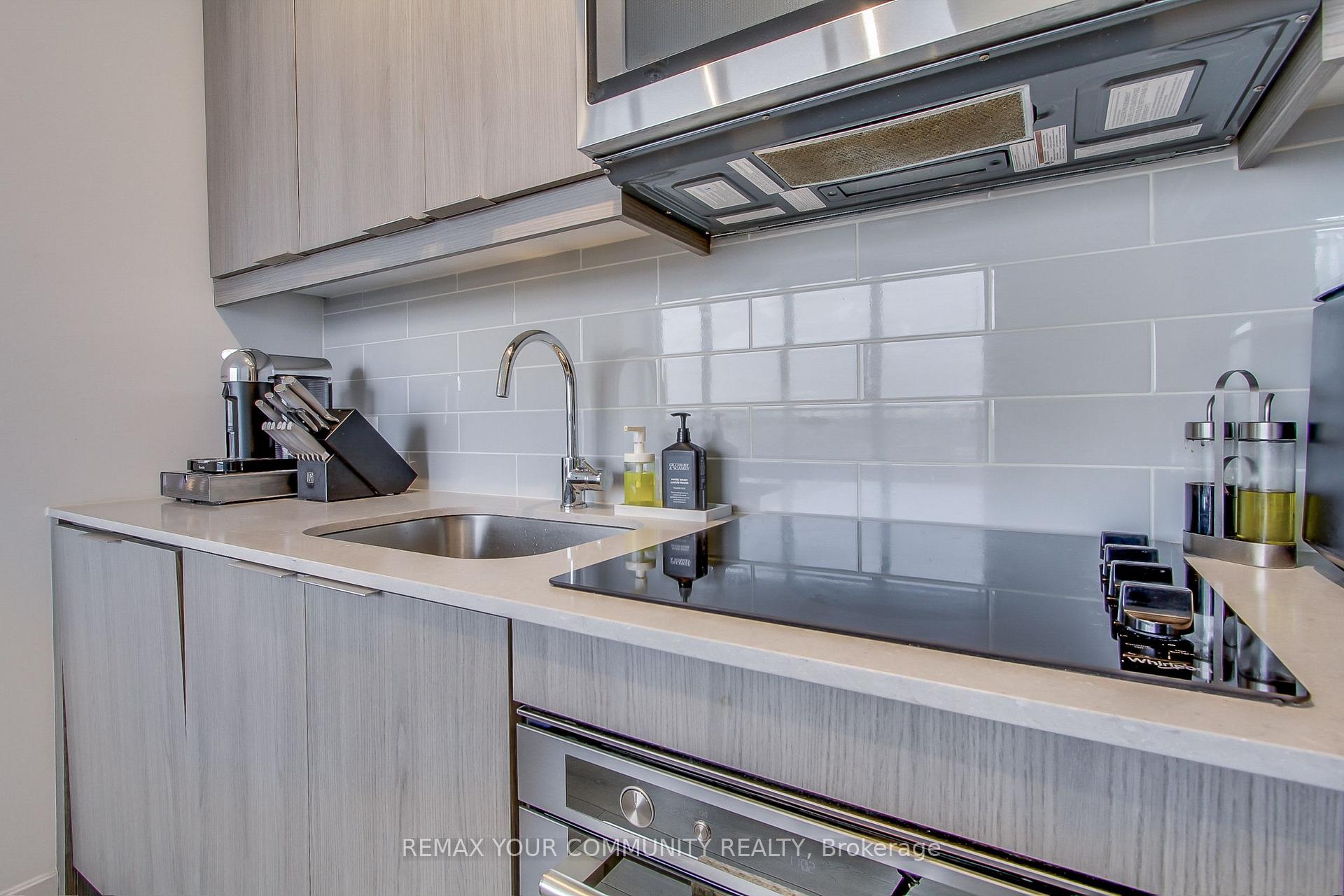 Photo 12 of Unit 1902, 32 Forest Manor Road, North York, Henry Farm — HOMEH