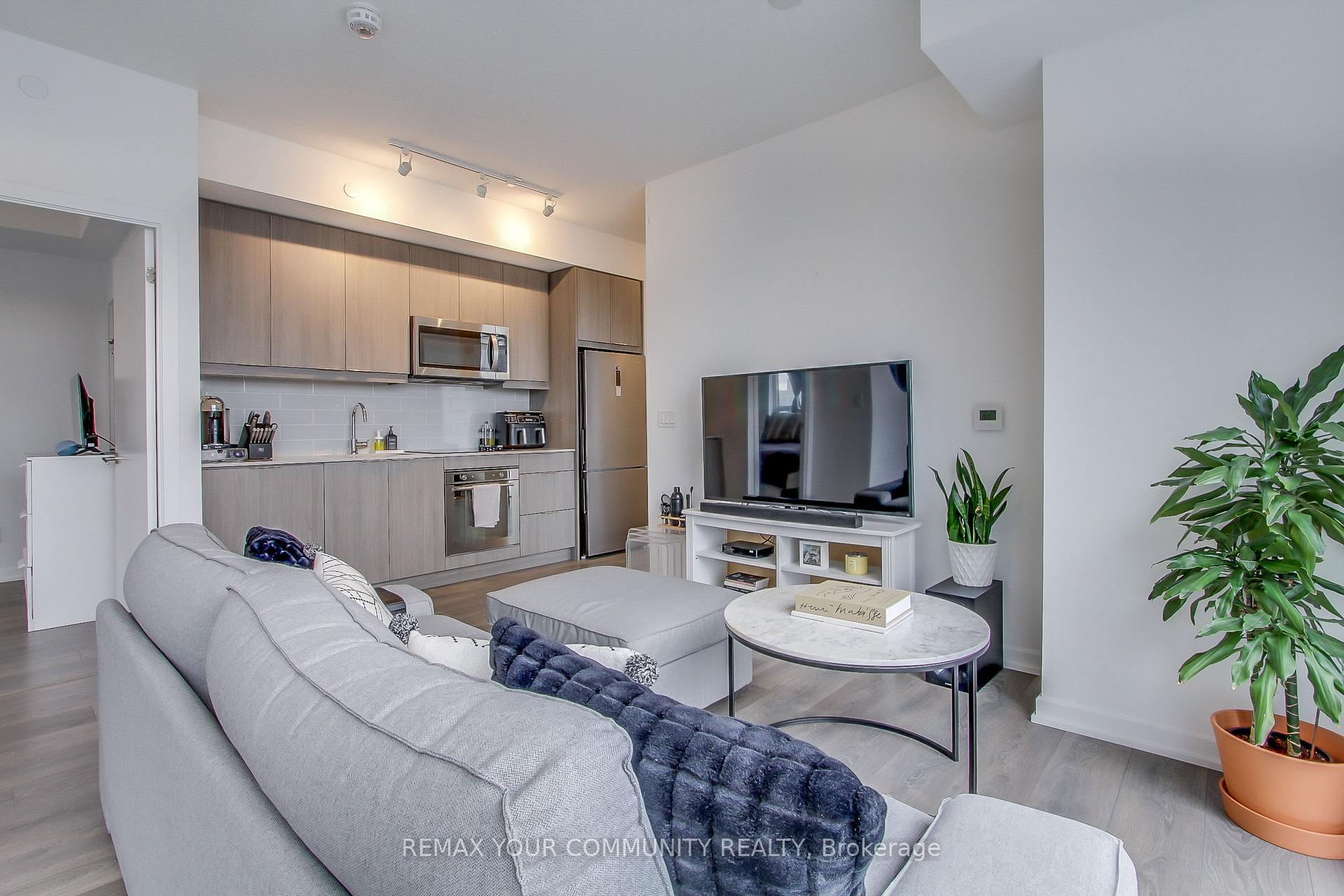 Photo 16 of Unit 1902, 32 Forest Manor Road, North York, Henry Farm — HOMEH