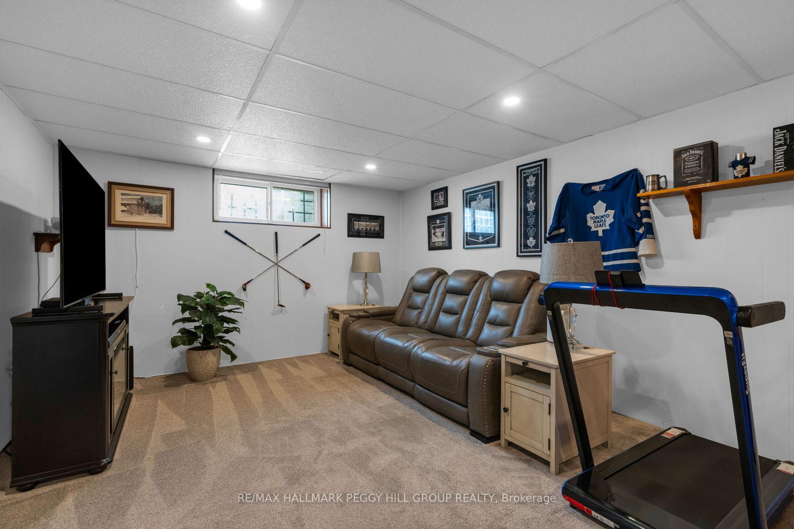 Photo 9 of Unit 4, 233 Innisfil Street, Barrie, Allandale Centre — HOMEH