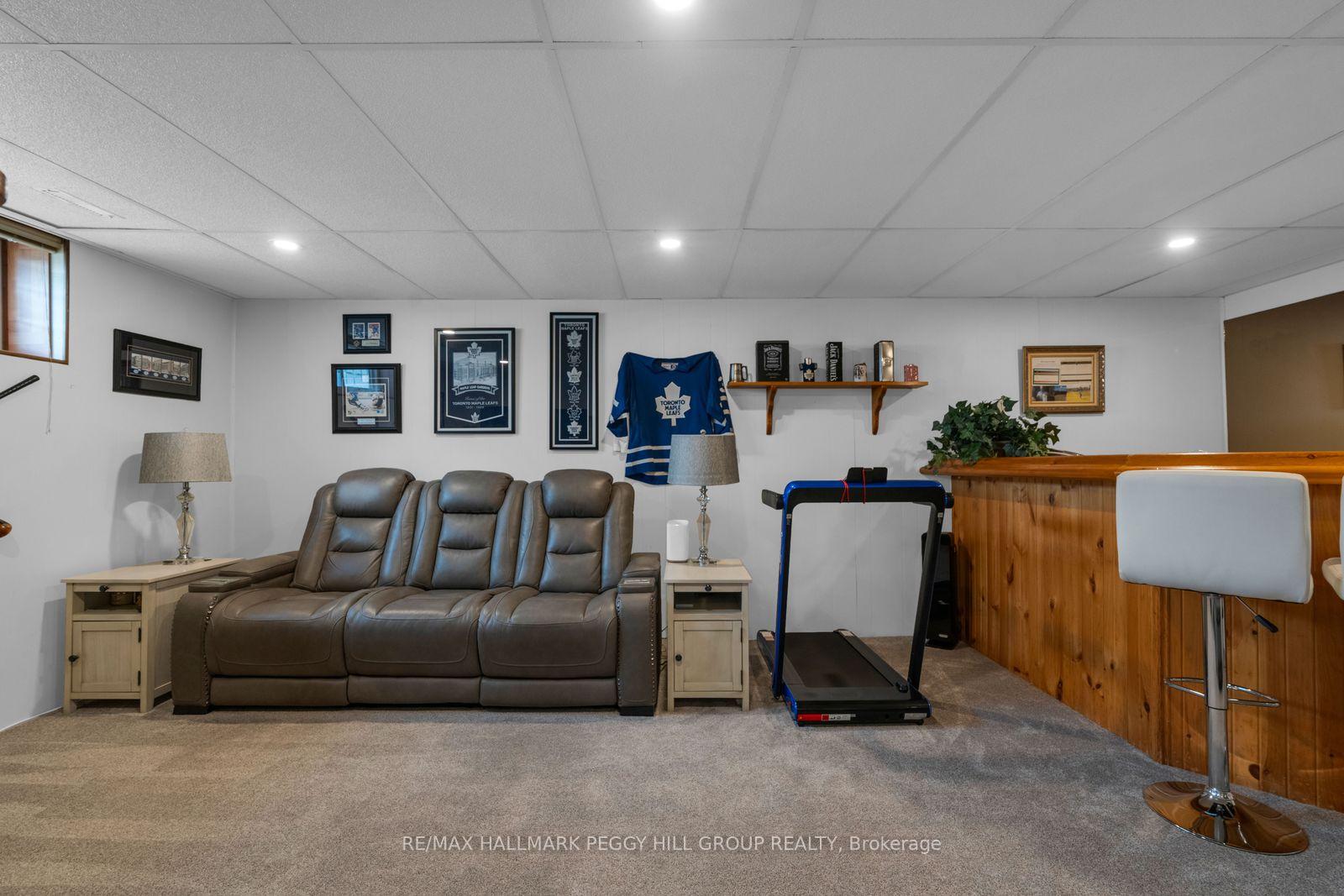 Photo 10 of Unit 4, 233 Innisfil Street, Barrie, Allandale Centre — HOMEH