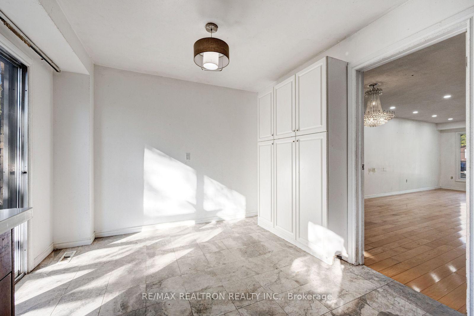 Photo 14 of 6446 Chaumont Crescent, Mississauga, Meadowvale — HOMEH