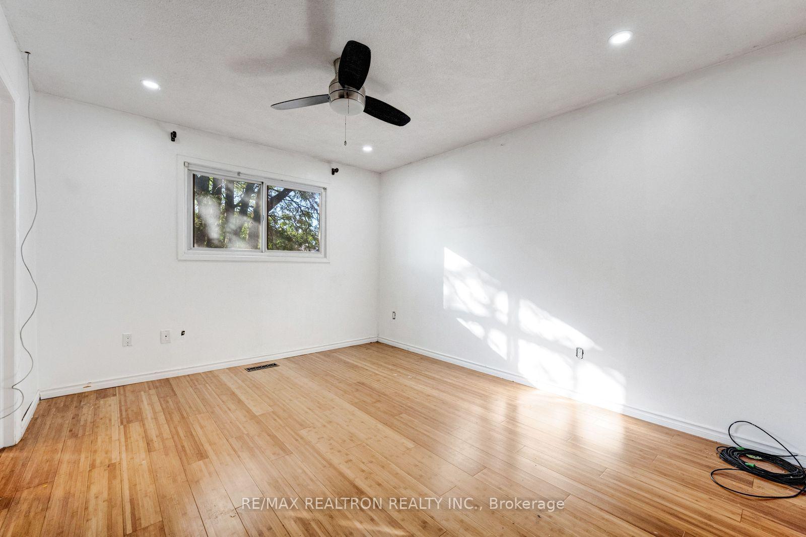 Photo 18 of 6446 Chaumont Crescent, Mississauga, Meadowvale — HOMEH
