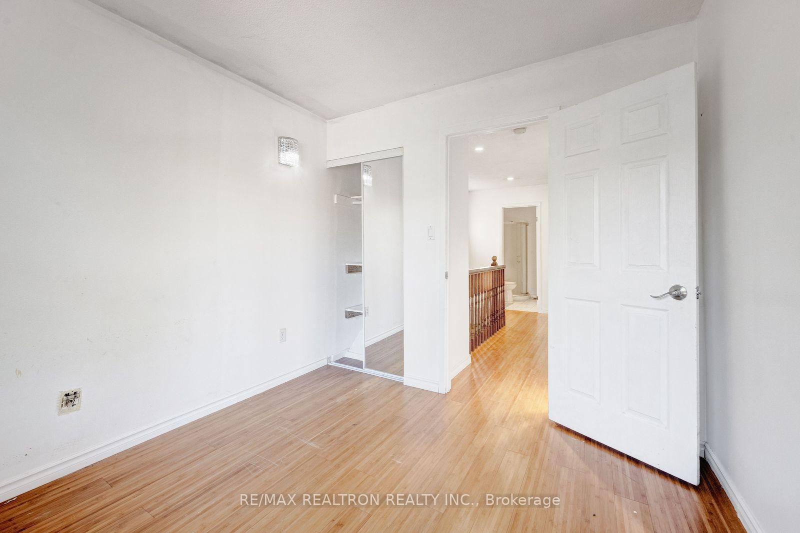 Photo 30 of 6446 Chaumont Crescent, Mississauga, Meadowvale — HOMEH