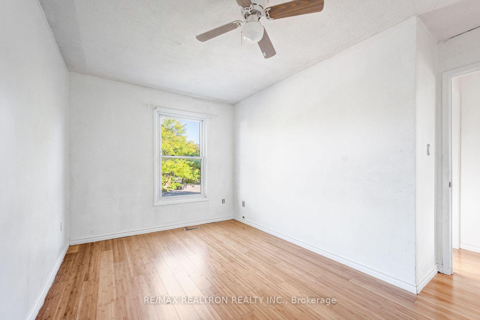 Photo 32 of 6446 Chaumont Crescent, Mississauga, Meadowvale — HOMEH