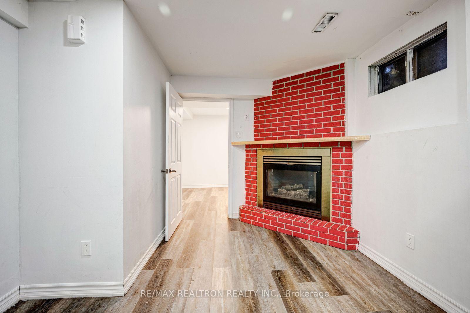 Photo 38 of 6446 Chaumont Crescent, Mississauga, Meadowvale — HOMEH