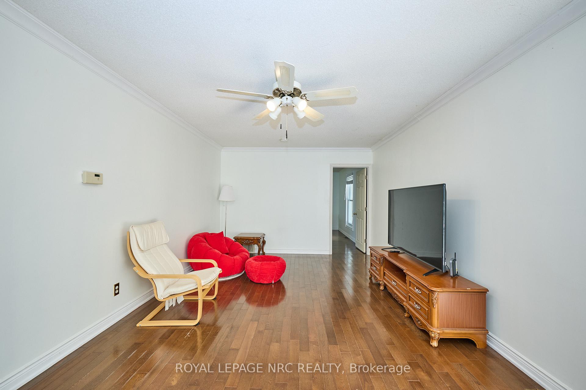 Photo 15 of 4040 Lakeshore Road, Lincoln, Lincoln Lake — HOMEH