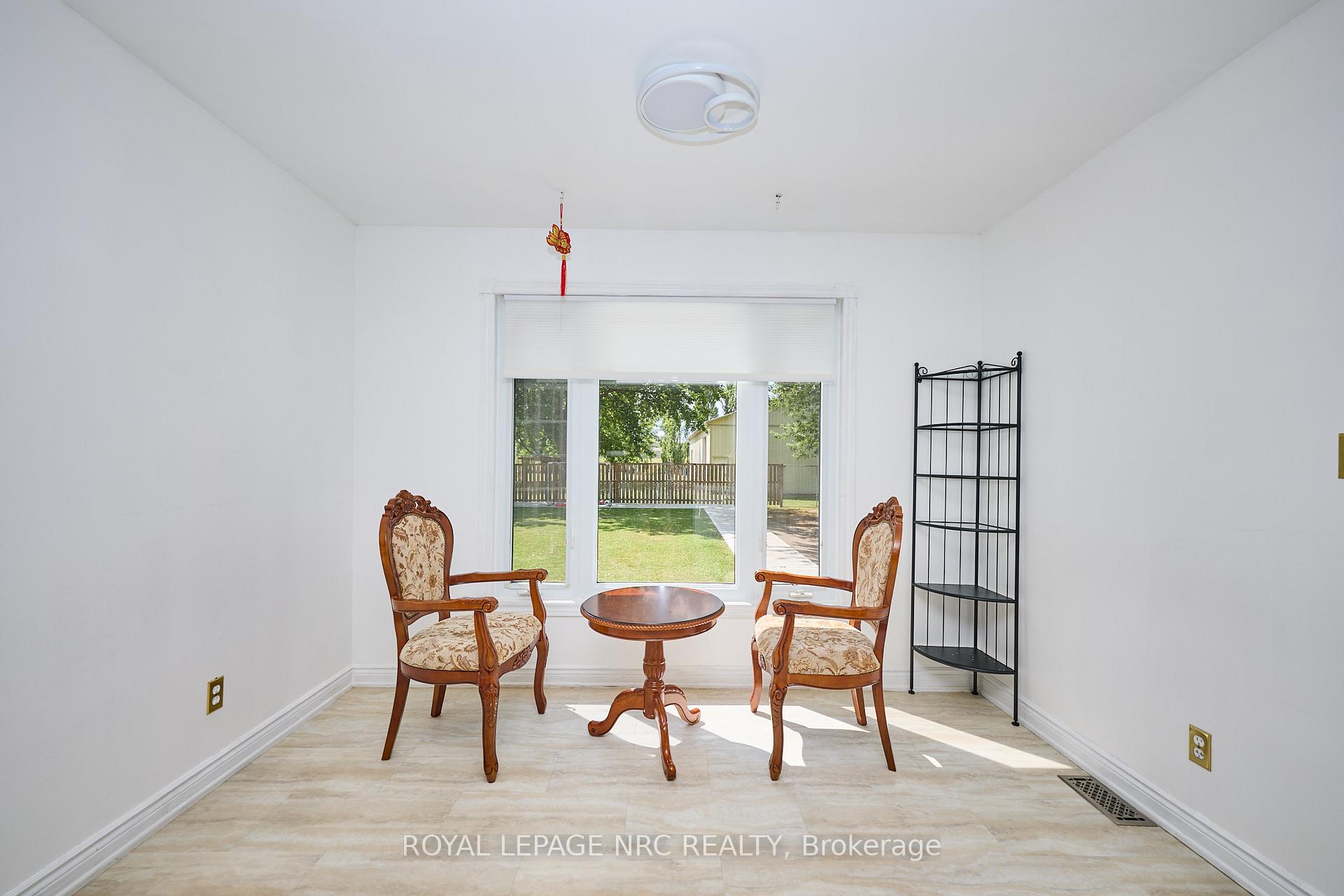 Photo 20 of 4040 Lakeshore Road, Lincoln, Lincoln Lake — HOMEH