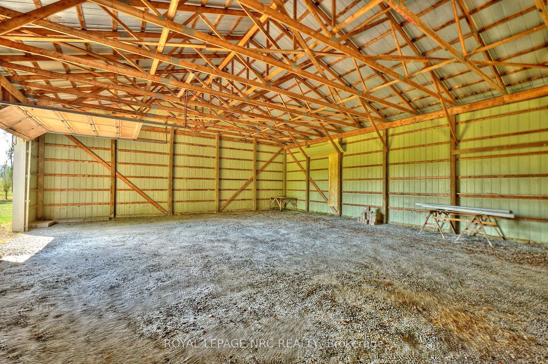 Photo 40 of 4040 Lakeshore Road, Lincoln, Lincoln Lake — HOMEH