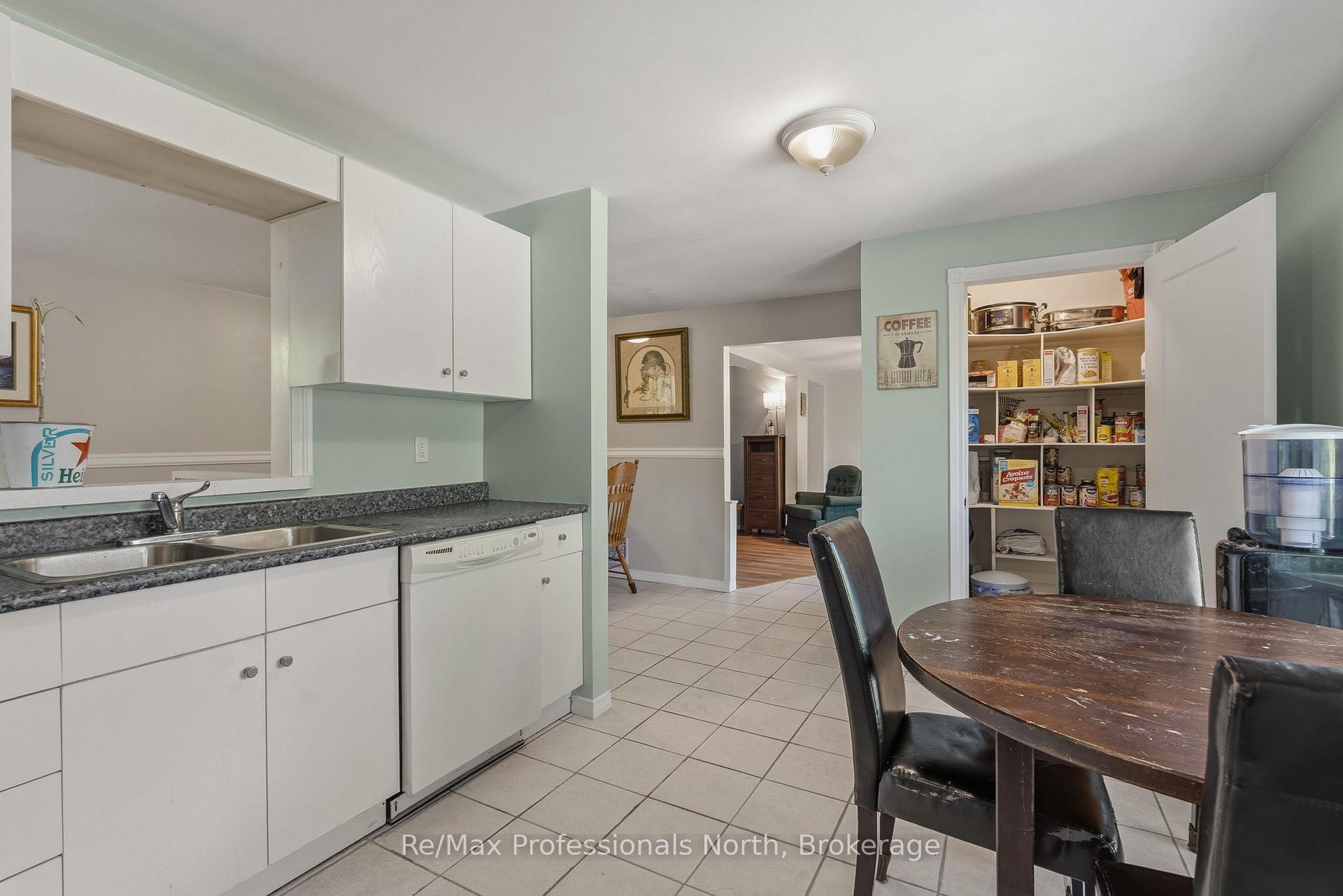 Photo 9 of 237 Musquash Road, Gravenhurst, Muskoka (S) — HOMEH