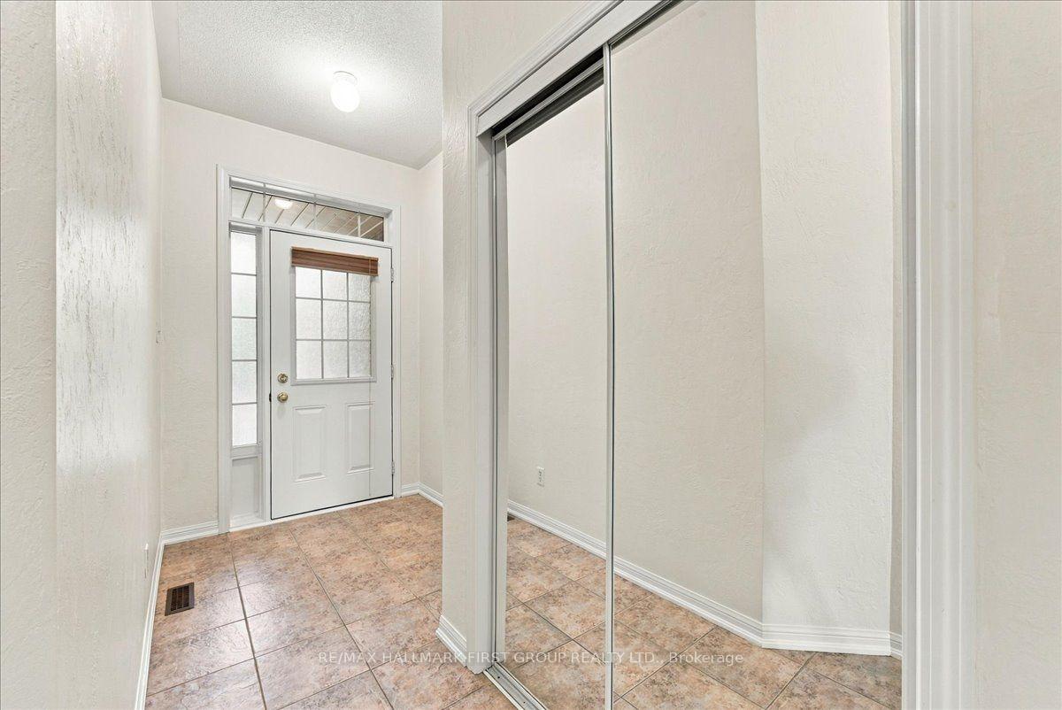 Photo 5 of 57 Barkdale Way, Whitby, Pringle Creek — HOMEH