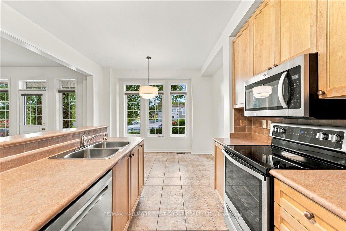 Photo 13 of 57 Barkdale Way, Whitby, Pringle Creek — HOMEH