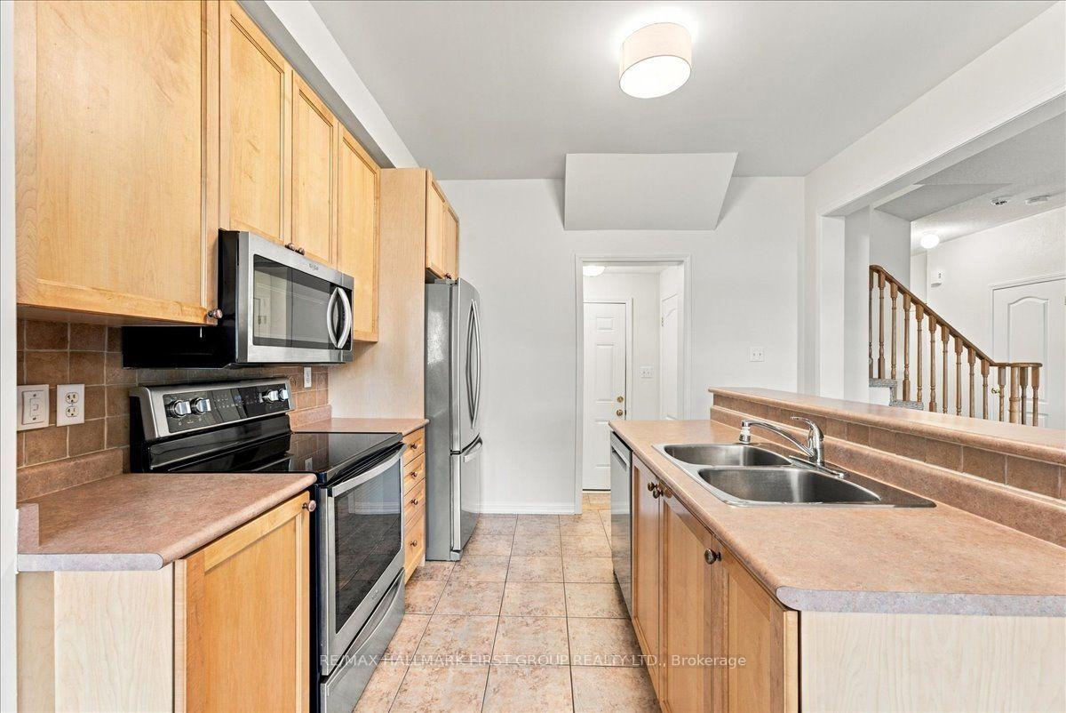 Photo 15 of 57 Barkdale Way, Whitby, Pringle Creek — HOMEH