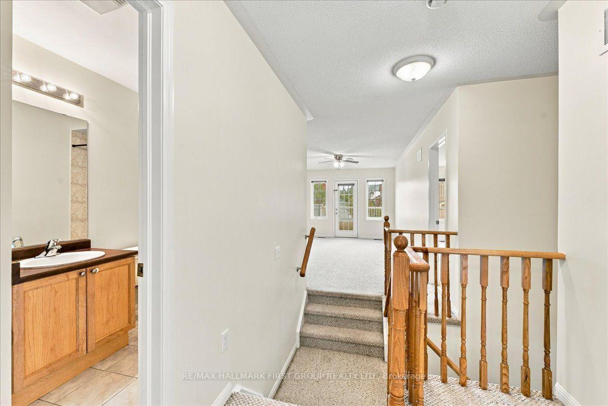 Photo 23 of 57 Barkdale Way, Whitby, Pringle Creek — HOMEH