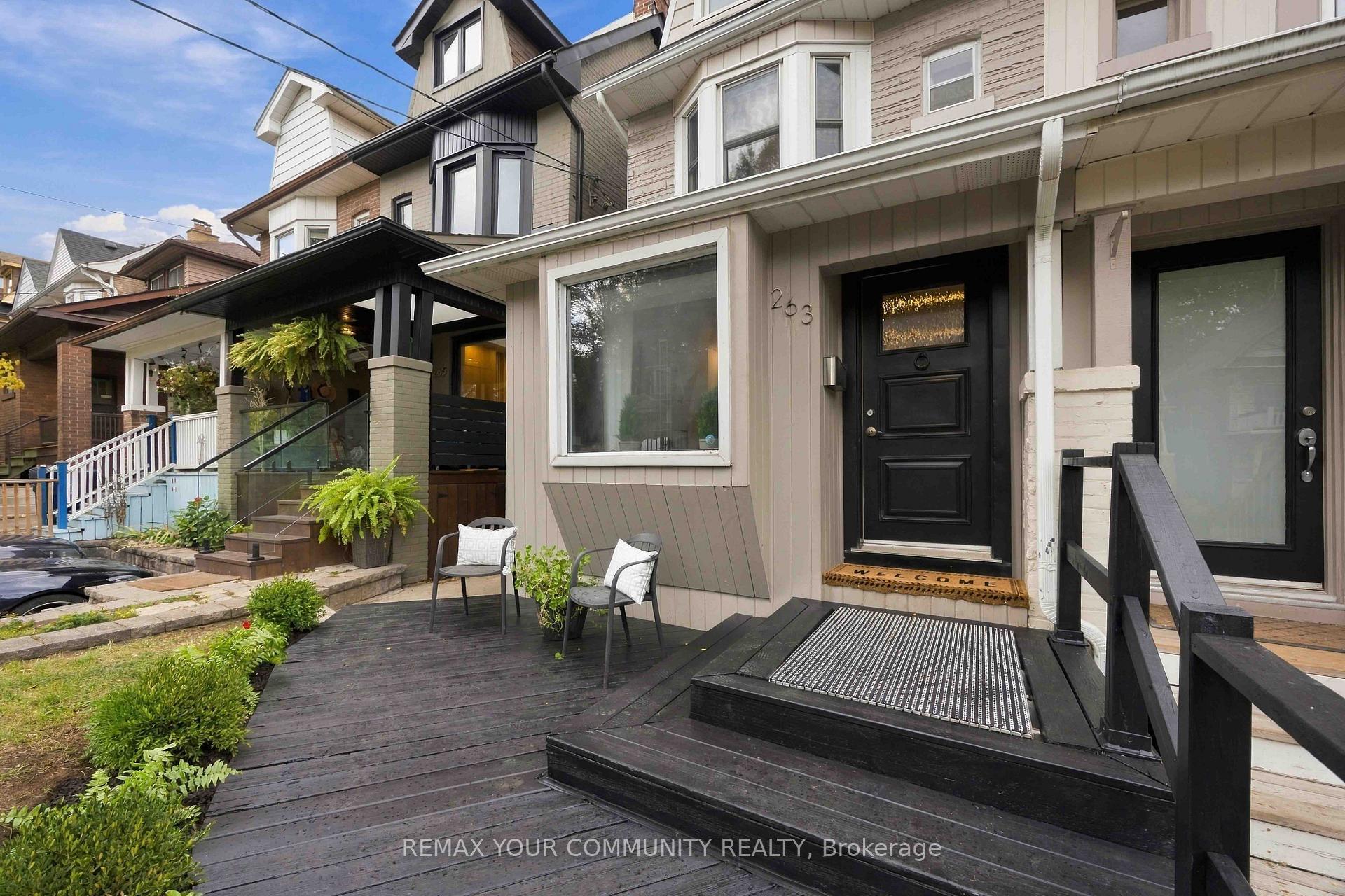 Photo 3 of 263 Waverley Road, Toronto, The Beaches — HOMEH