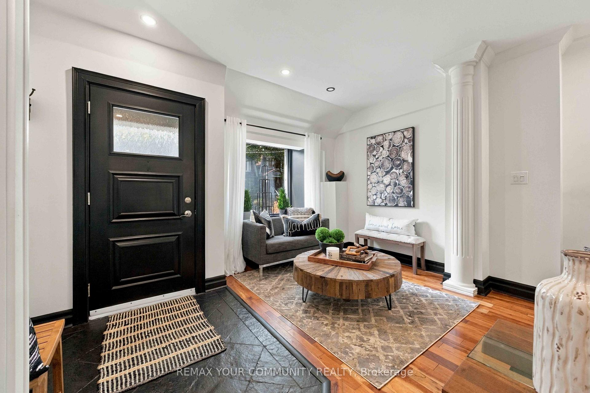 Photo 4 of 263 Waverley Road, Toronto, The Beaches — HOMEH