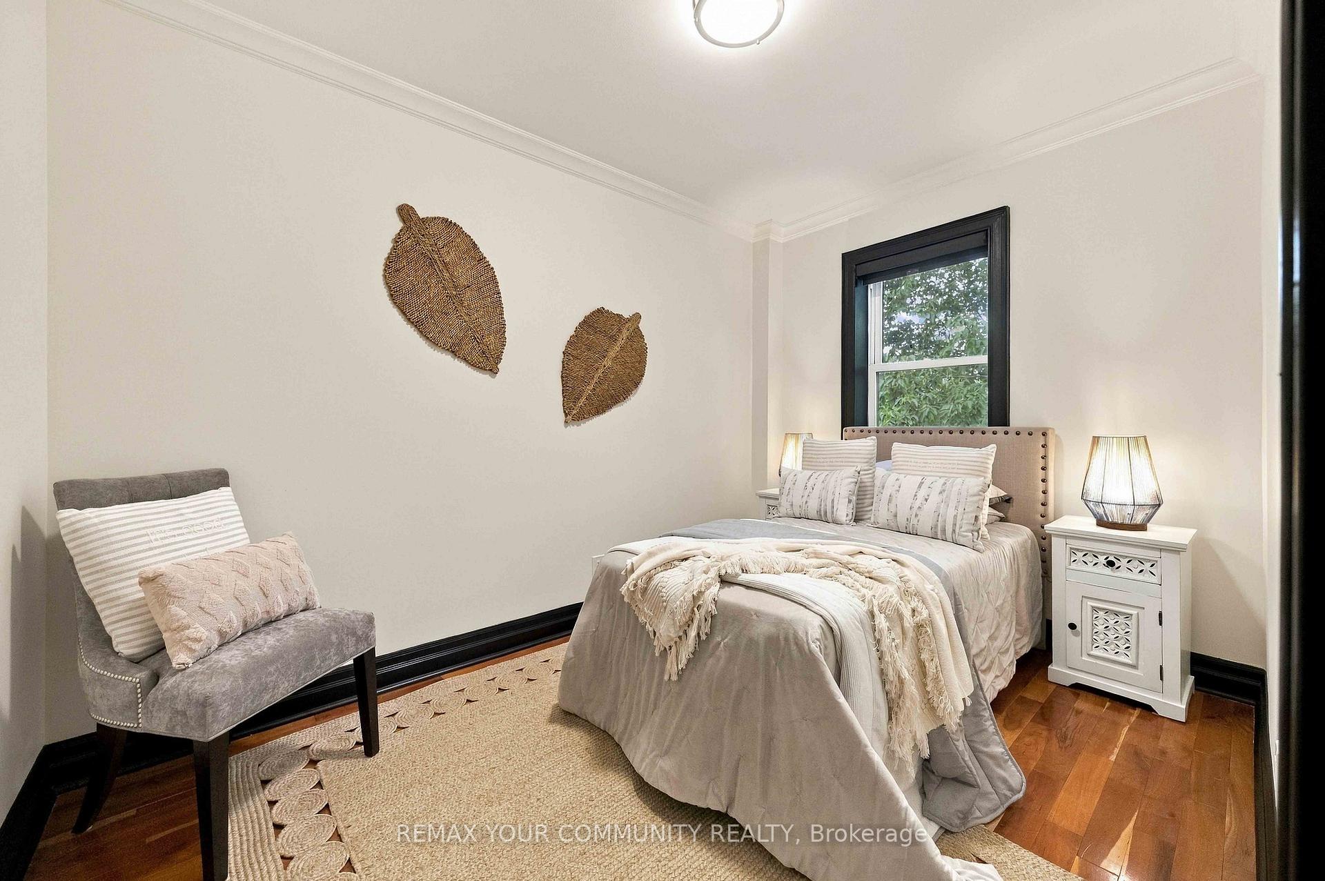 Photo 19 of 263 Waverley Road, Toronto, The Beaches — HOMEH