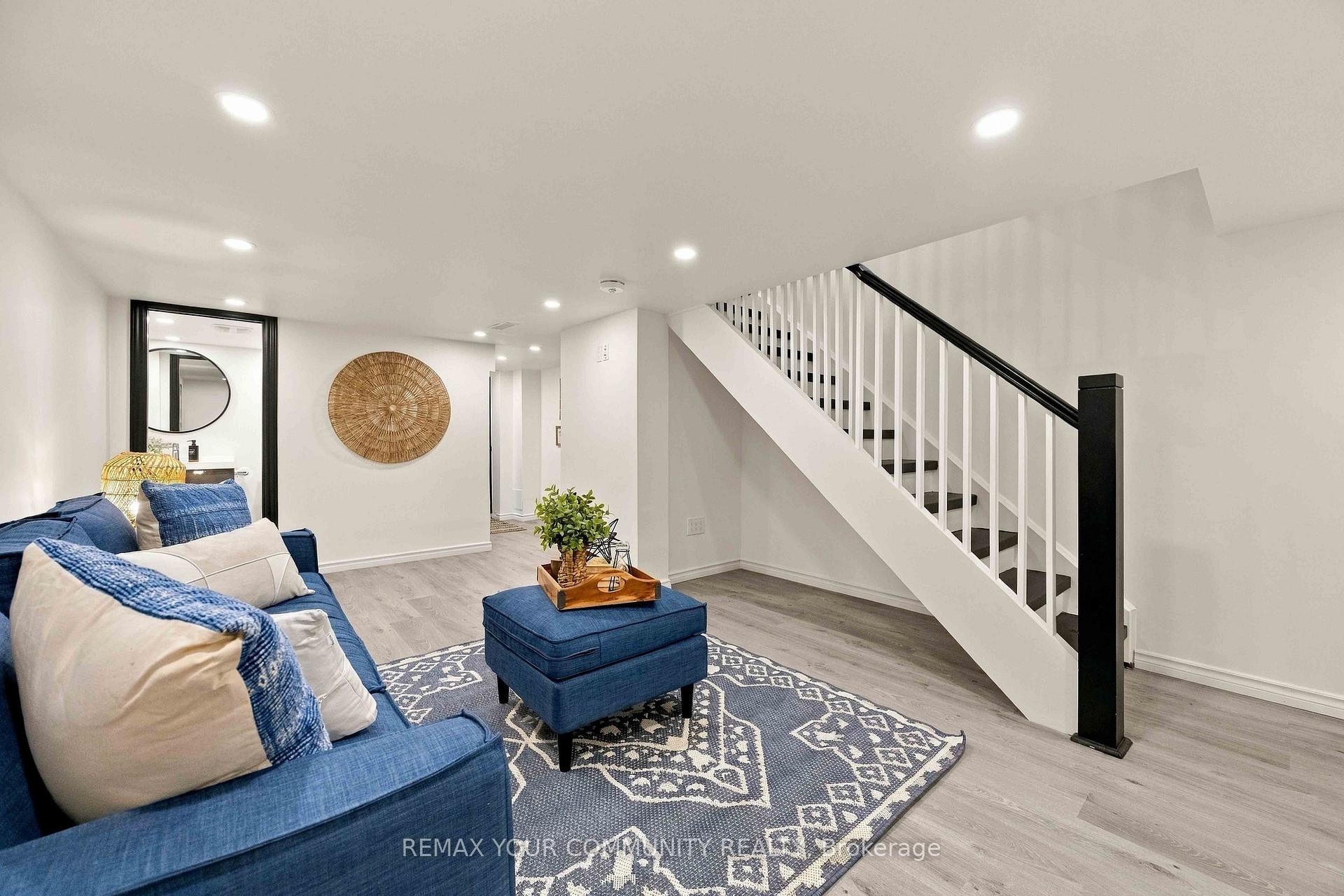 Photo 23 of 263 Waverley Road, Toronto, The Beaches — HOMEH