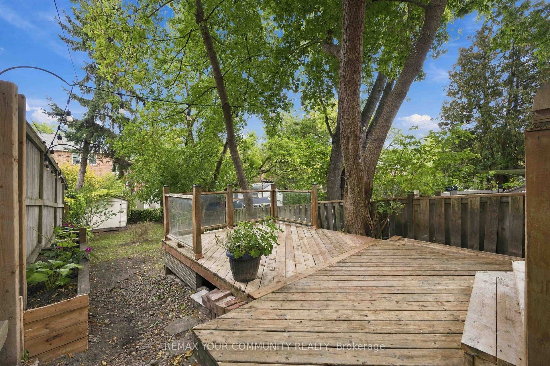 Photo 30 of 263 Waverley Road, Toronto, The Beaches — HOMEH