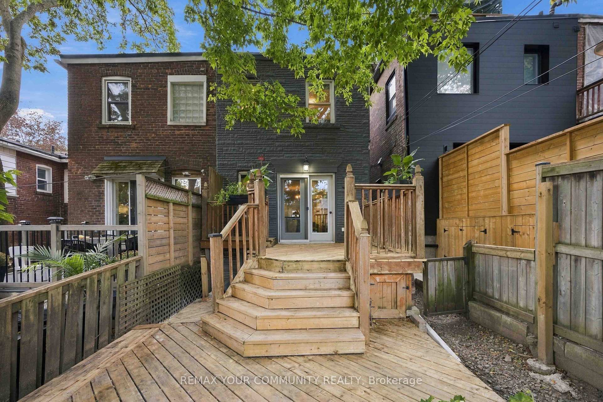 Photo 31 of 263 Waverley Road, Toronto, The Beaches — HOMEH