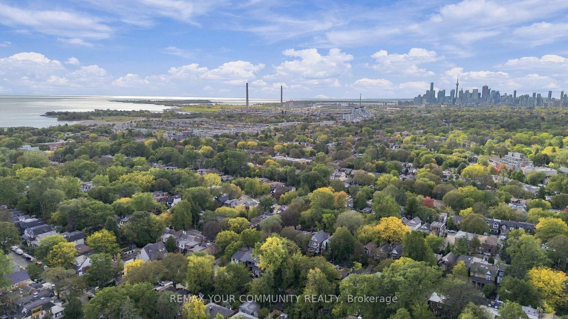 Photo 36 of 263 Waverley Road, Toronto, The Beaches — HOMEH